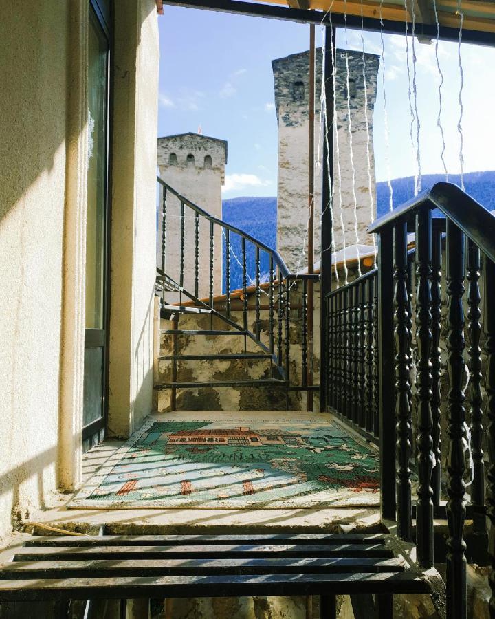 Old View Hotel Mestia Exterior foto